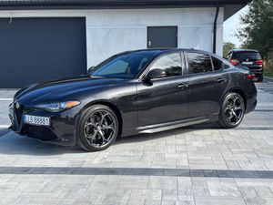 Alfa Romeo Giulia 2.0 Turbo 16V AT8-Q4 Estrema 2023
