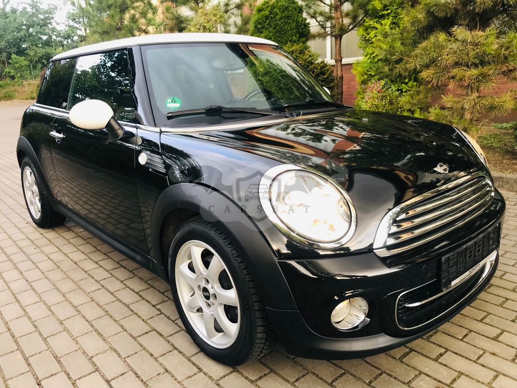 Mini Cooper Standard 2010