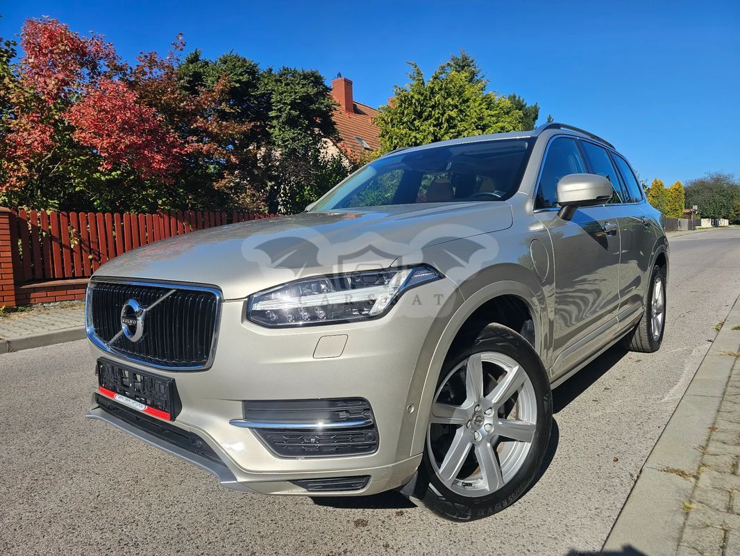 Volvo XC90 II T8 AWD Plug-In Hybrid Momentum 7os 2016