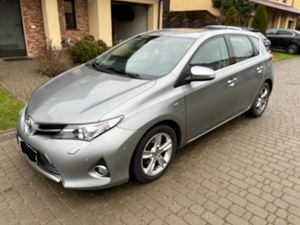 Toyota Auris II 1.8 HSD Luna 2013