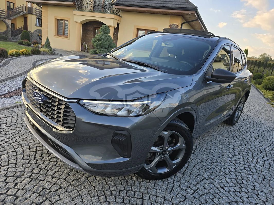 Ford Kuga III 2025
