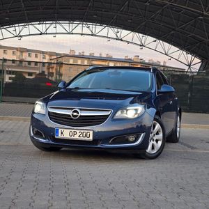 Opel Insignia A 2.0 CDTI Sports Tourer ecoFLEXStart/Stop Edition 2015
