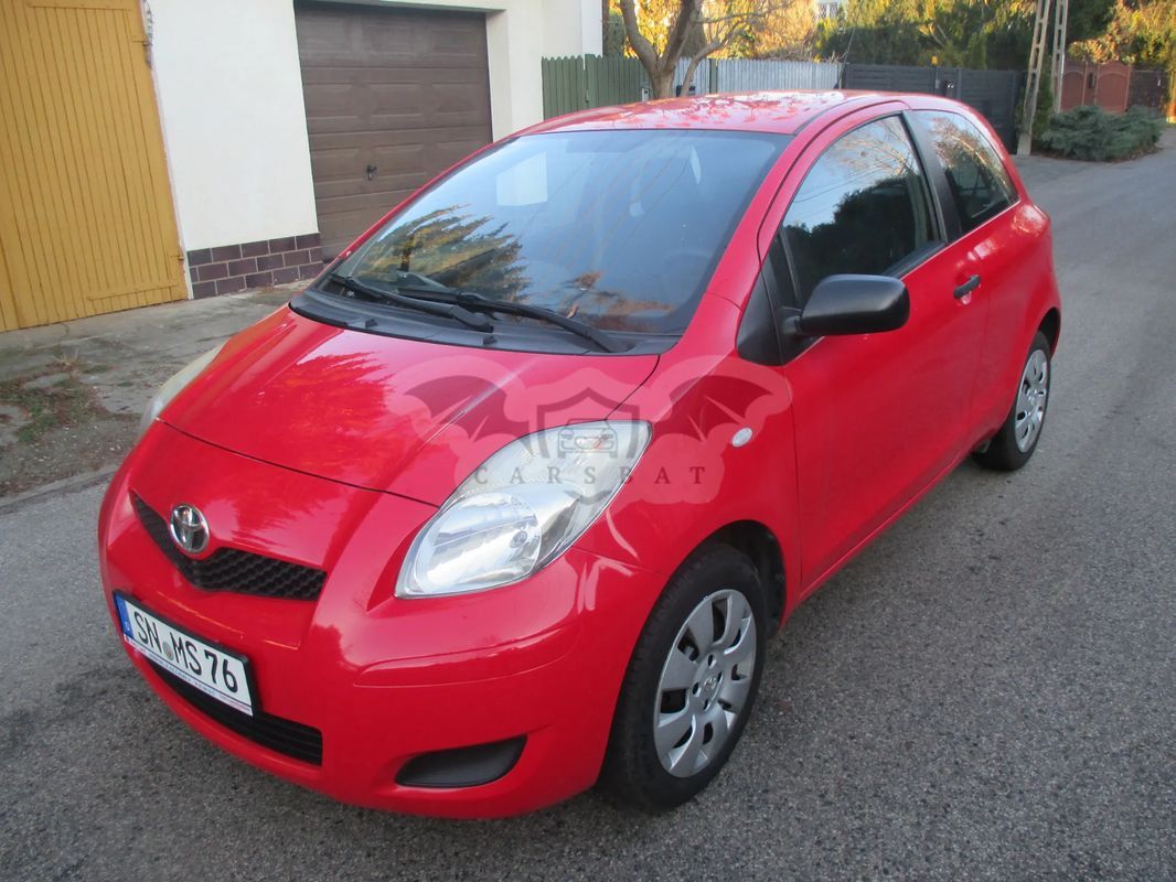 Toyota Yaris II 1.0 Active 2011