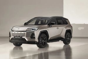 Toyota Rav4 V 2025