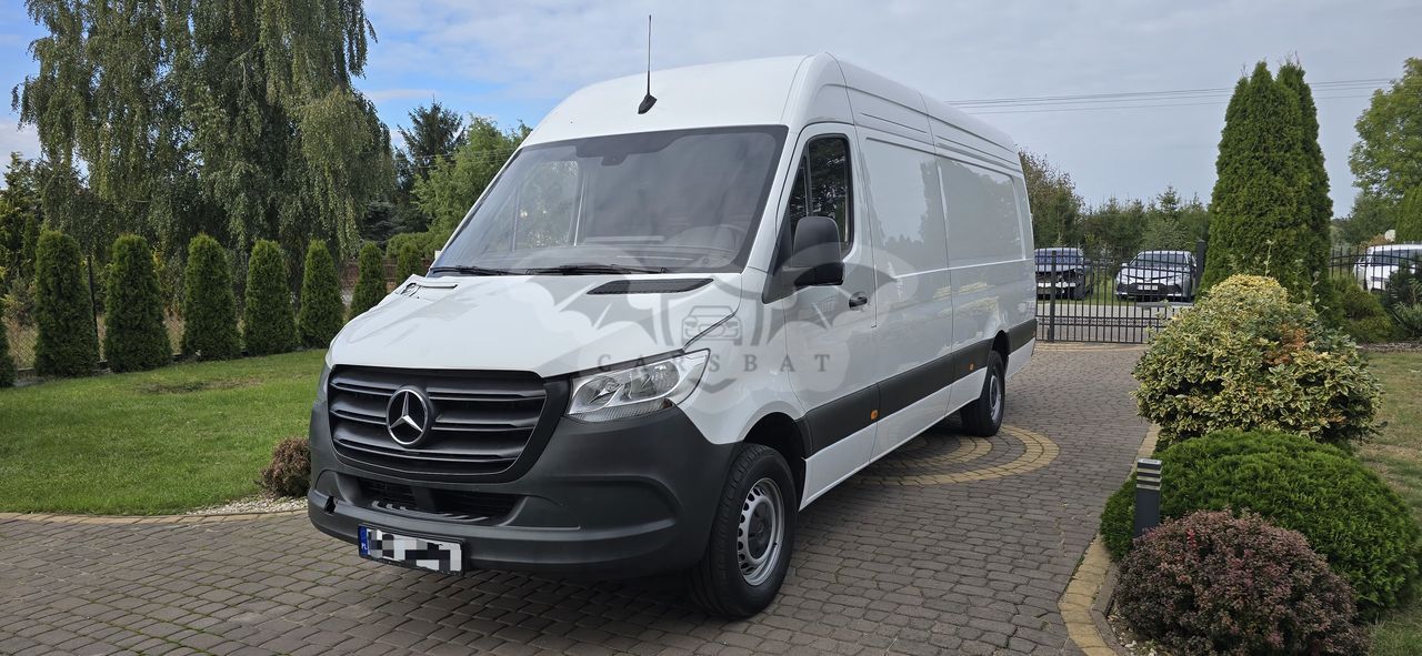 Mercedes-Benz Sprinter 2024