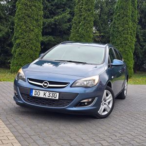 Opel Astra J 1.4 Turbo Sports Tourer ecoFLEX Start/Stop Edition 2013