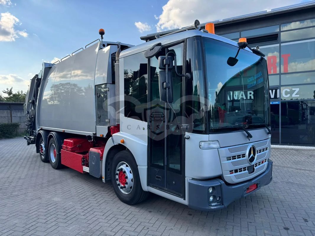 Mercedes-Benz Econic 2015