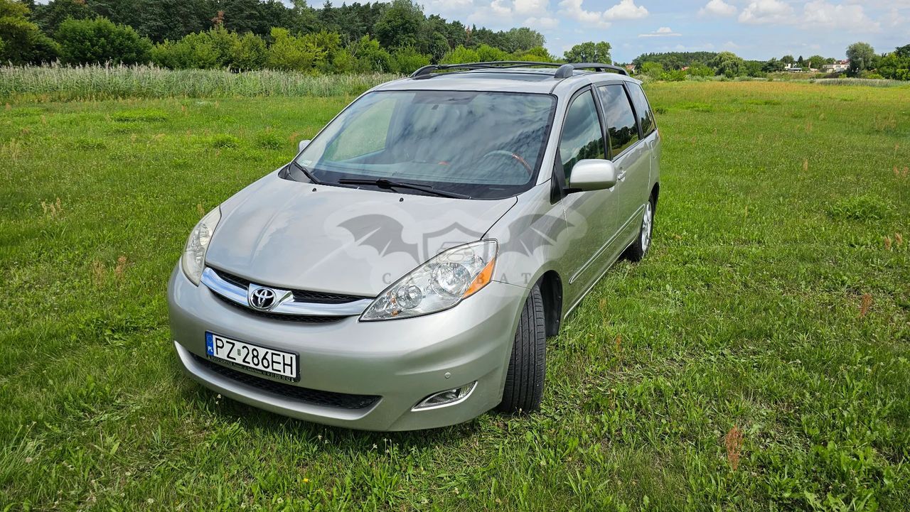 Toyota Sienna 3.3 XLE AWD 2006