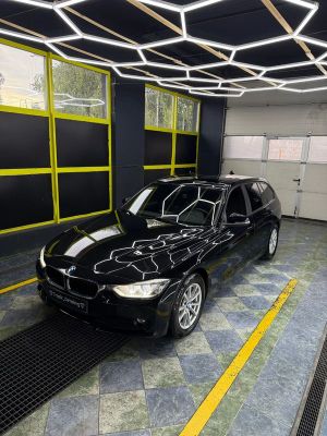 BMW 3 Series F30/F31 318d 2013