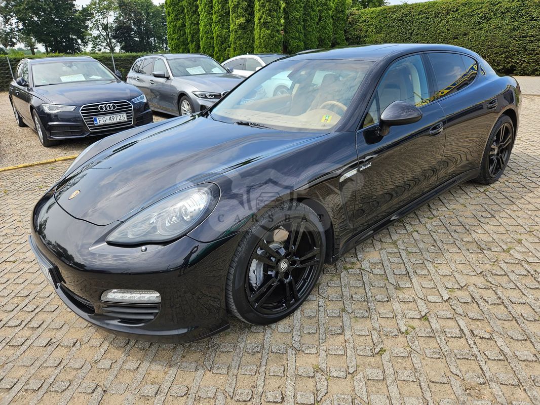 Porsche Panamera Diesel 2012