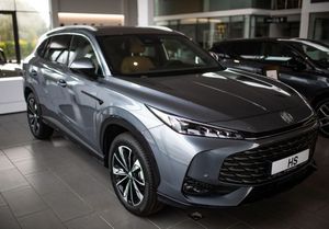 MG HS 1.5 T-GDI Exclusive DCT 2025