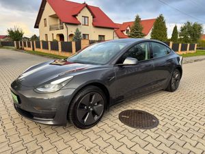 Tesla Model 3 RWD Hinterradantrieb 2021