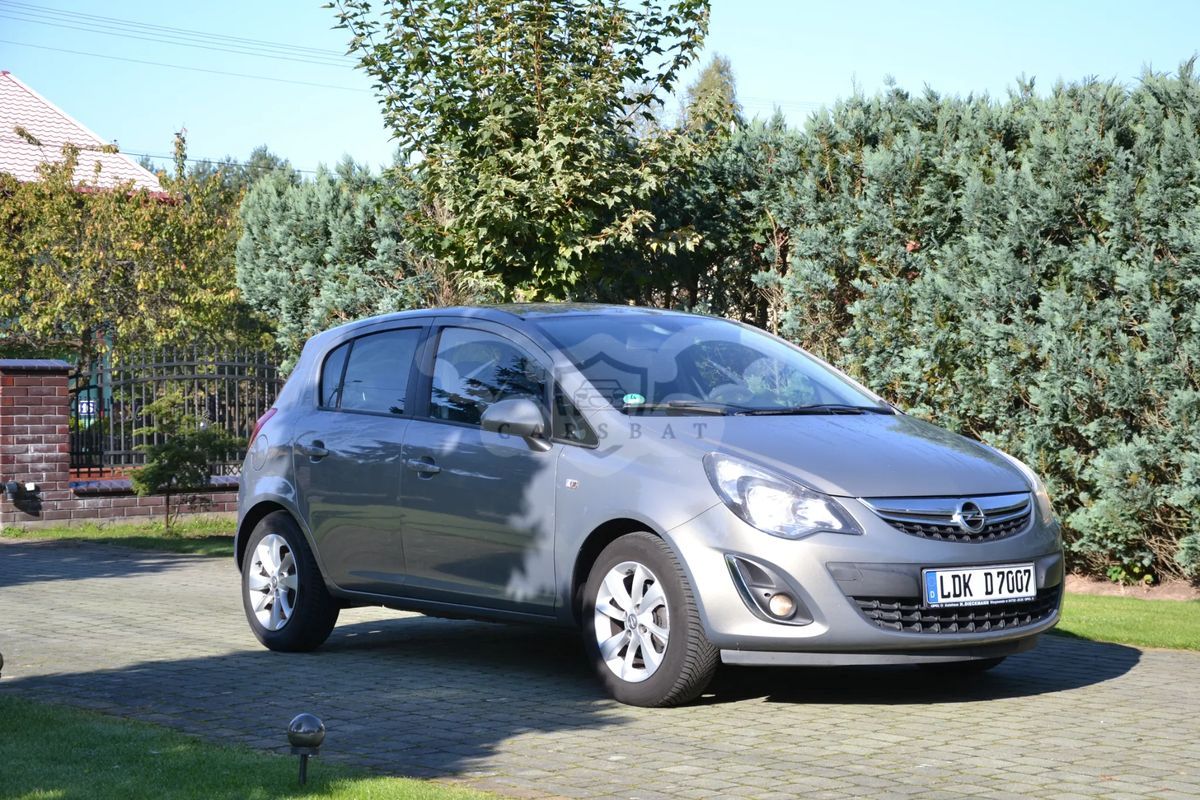Opel Corsa D 1.4 16V Color Elegance 2014
