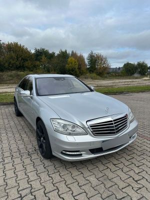 Mercedes-Benz S W221 350 CDI 4-Matic BlueEff 2009