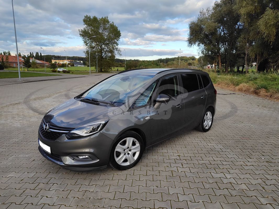 Opel Zafira C 2017