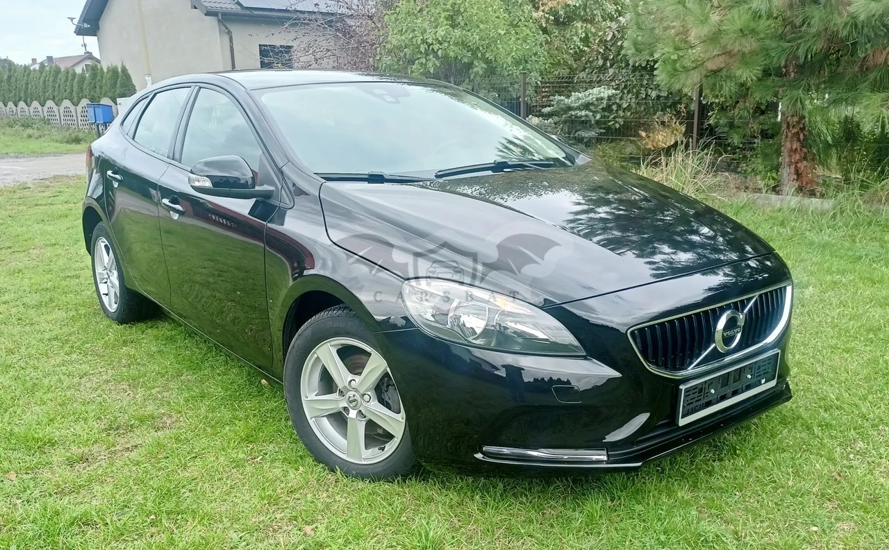 Volvo V40 II 2017