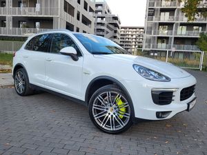 Porsche Cayenne II S Hybrid Tiptronic S 2014