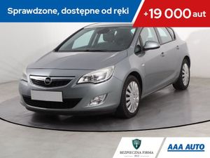 Opel Astra J 2010