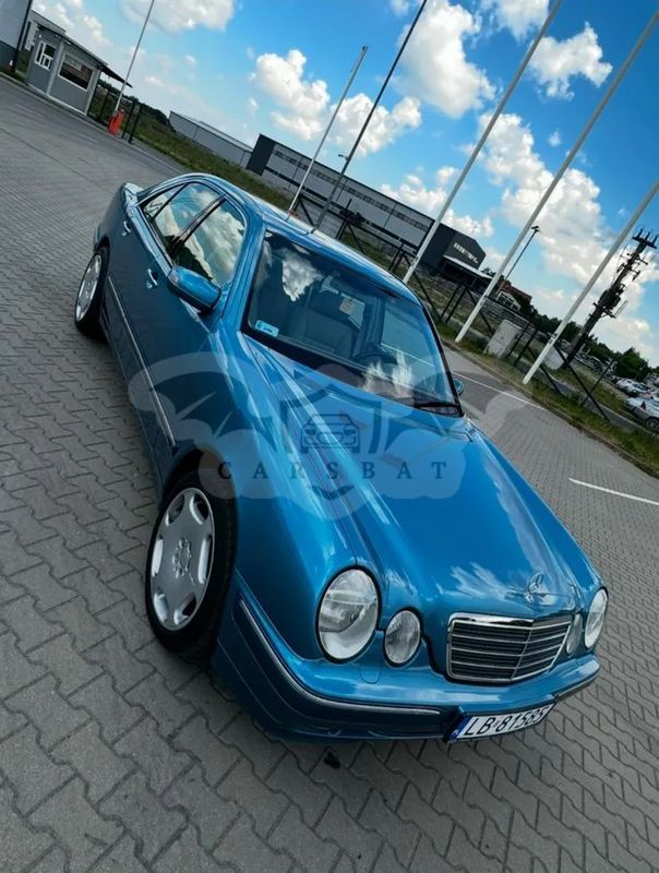 Mercedes-Benz E W210 1999