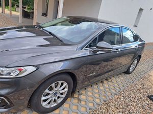 Ford Mondeo Mk5 2.0 Hybrid Titanium 2019