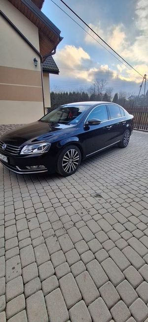 Volkswagen Passat B7 2.0 TDI Highline DSG 2012