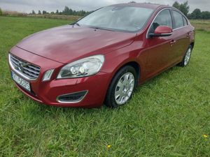 Volvo S60 II T4 Momentum 2011