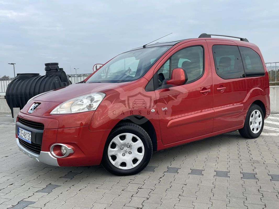 Peugeot Partner II Tepee 98 VTi Family 2012