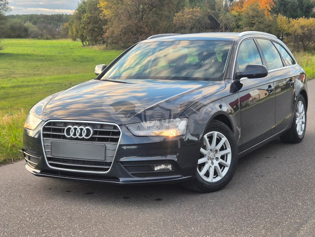 Audi A4 B8 2.0 TDI e DPF Ambition 2012