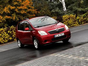Toyota Corolla Verso 2.0 D-4D Terra 2004