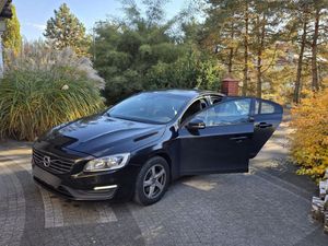 Volvo S60 II D3 2015