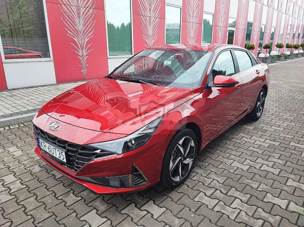 Hyundai Elantra VII 1.6 Smart 2021