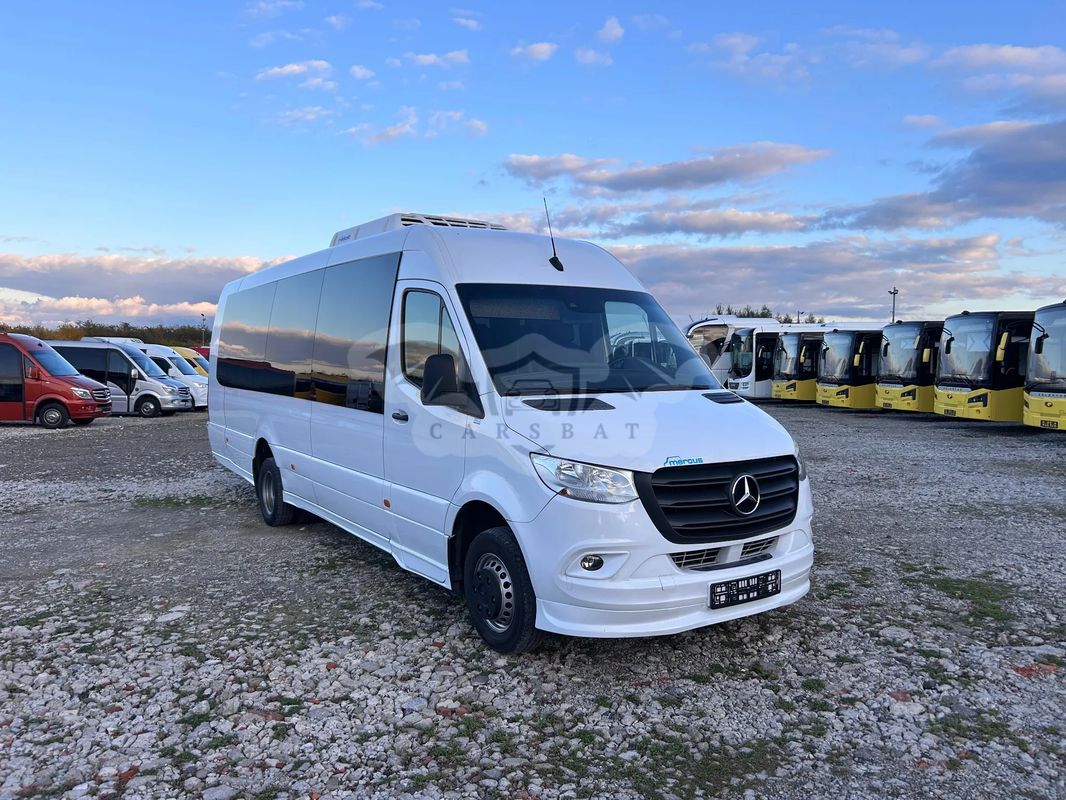 Mercedes-Benz Sprinter 2024