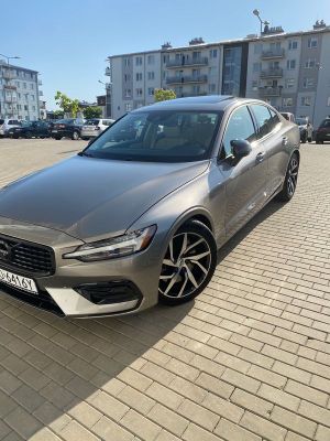 Volvo S60 III T6 AWD Momentum Pro 2019