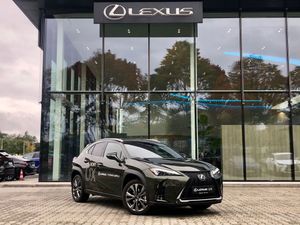 Lexus UX 300h F Sport Design 2025