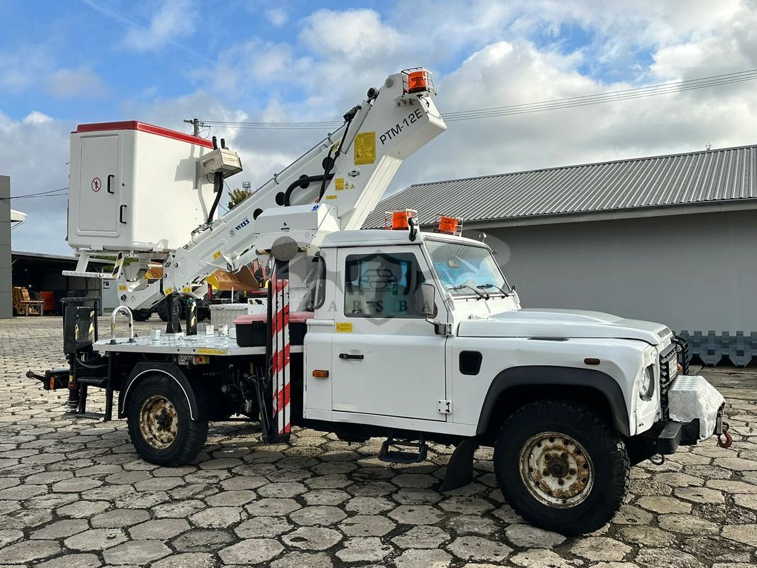 Land Rover Defender 2015
