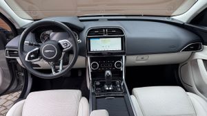 Jaguar XE 2.0 D180 AWD S 2021