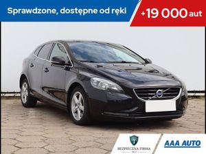 Volvo V40 II 2014