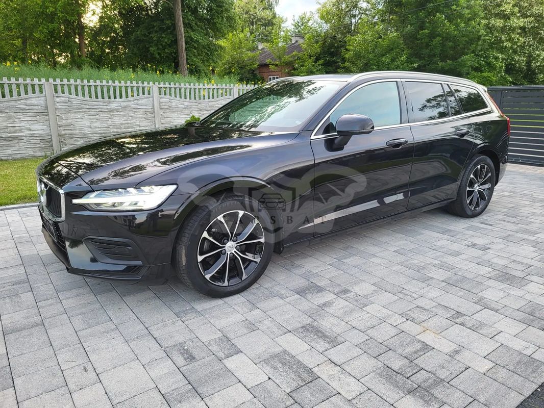Volvo V60 II D3 Momentum 2019