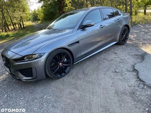 Jaguar XE 2.0 P250 R-Dynamic Black 2021