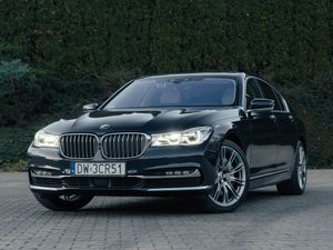 BMW 7 Series G11/12 750i xDrive 2018