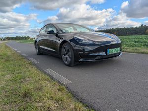 Tesla Model 3 Long Range RWD 2022