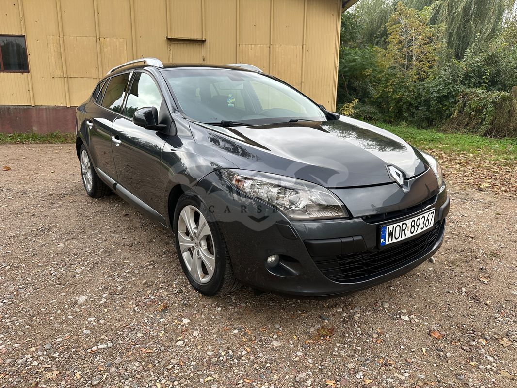 Renault Megane III dCi 110 FAP EDC Dynamique 2011