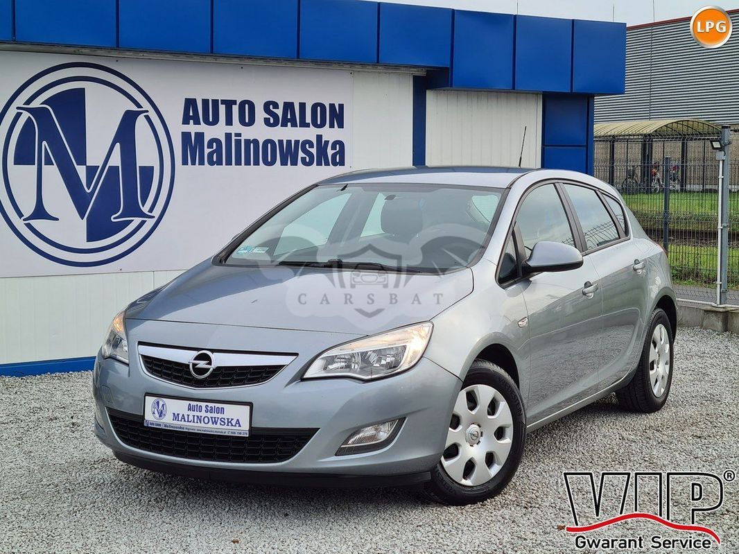 Opel Astra J 1.6 Active 2012