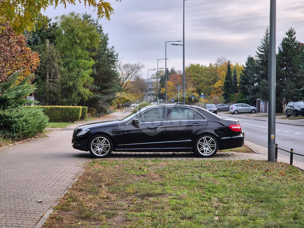 Mercedes-Benz E W212/W207 2010