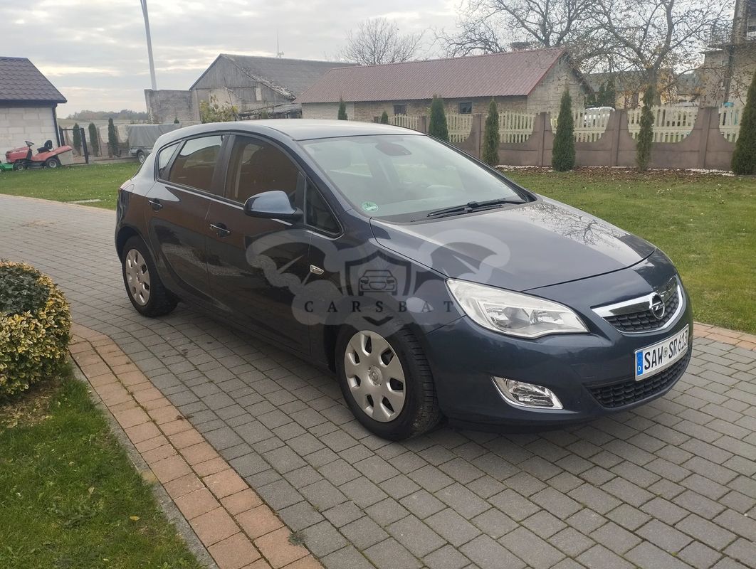 Opel Astra J IV 1.4 Cosmo 2010