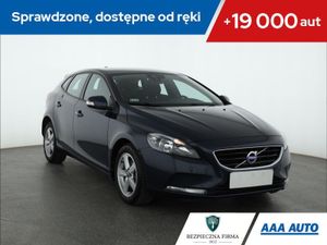 Volvo V40 II 2015
