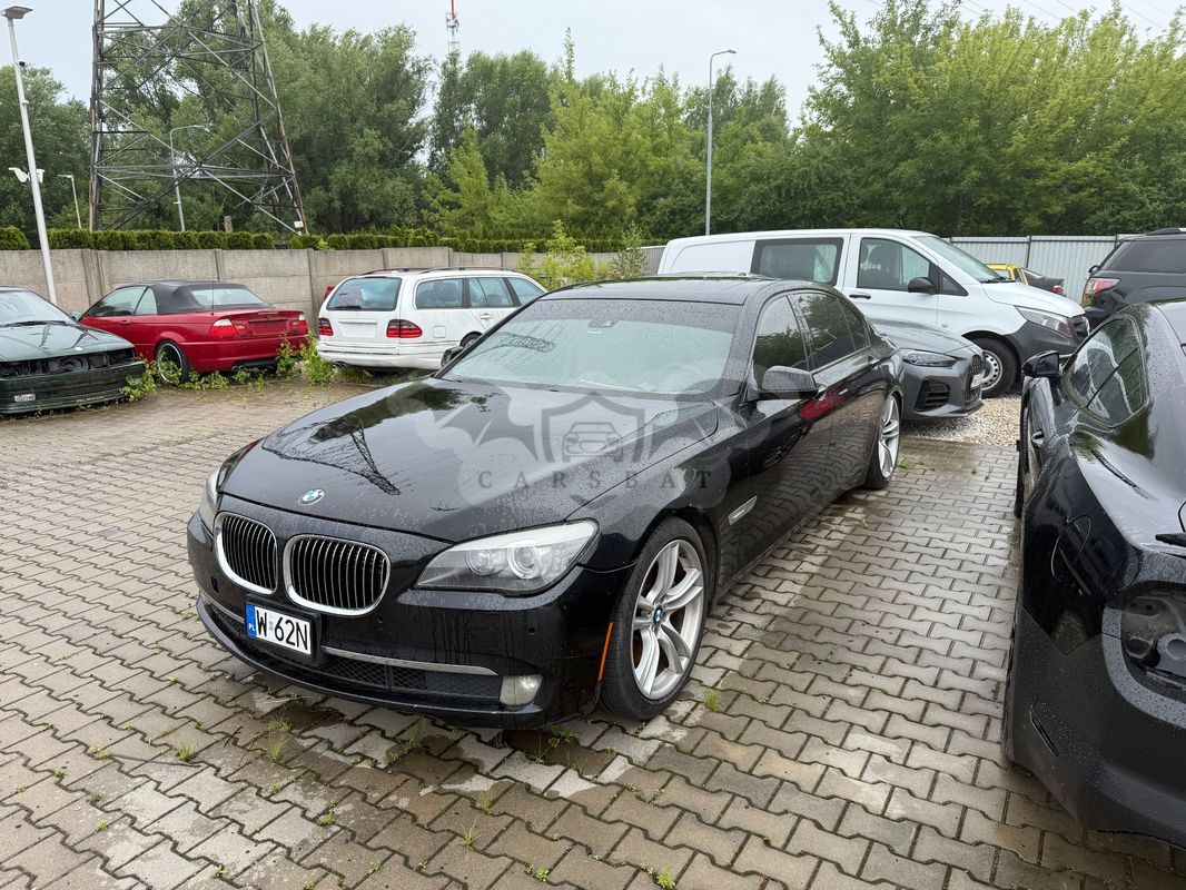 BMW 7 Series F01 750i L 2011