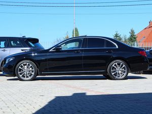 Mercedes-Benz E W213 300 9G-TRONIC Avantgarde 2019