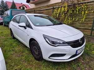 Opel Astra K V 1.0 T Essentia S&S 2018