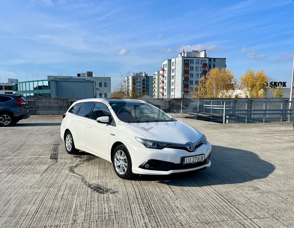 Toyota Auris II 2016